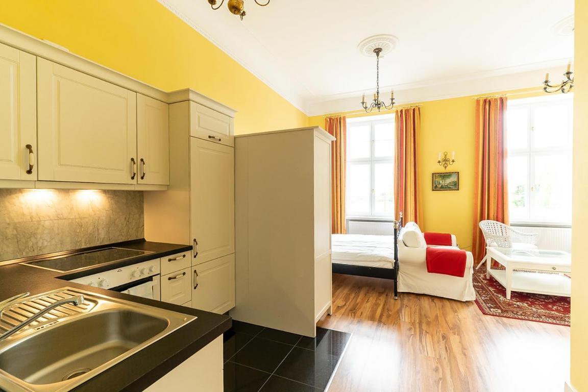 Ferienwohnung Gutshaus Groß Helle Mölln Exterior foto