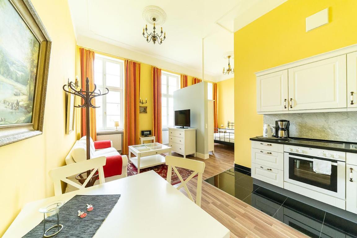 Ferienwohnung Gutshaus Groß Helle Mölln Exterior foto