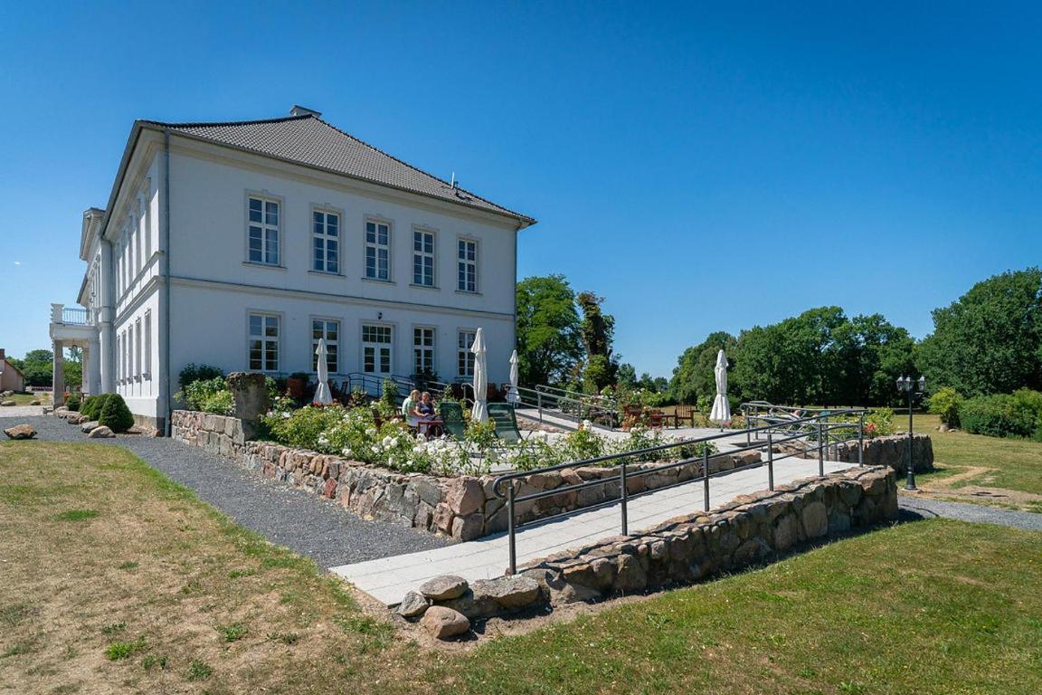 Ferienwohnung Gutshaus Groß Helle Mölln Exterior foto
