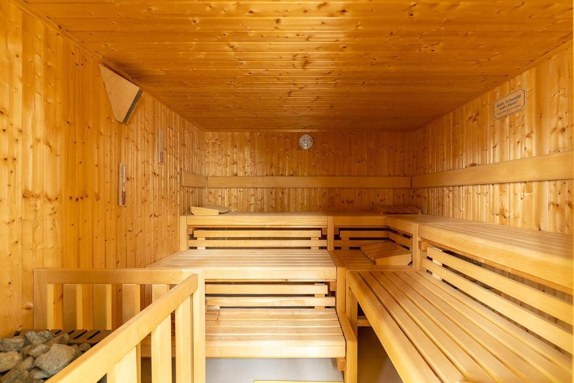 Ferienwohnung Gutshaus Groß Helle Mölln Exterior foto