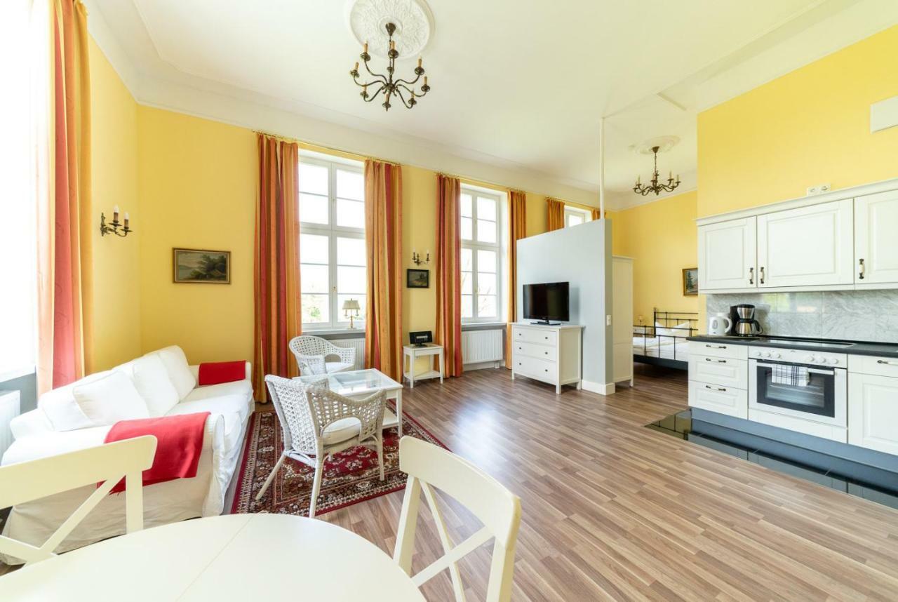 Ferienwohnung Gutshaus Groß Helle Mölln Exterior foto