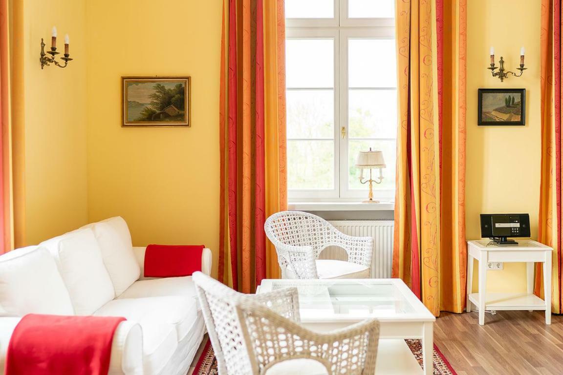 Ferienwohnung Gutshaus Groß Helle Mölln Exterior foto